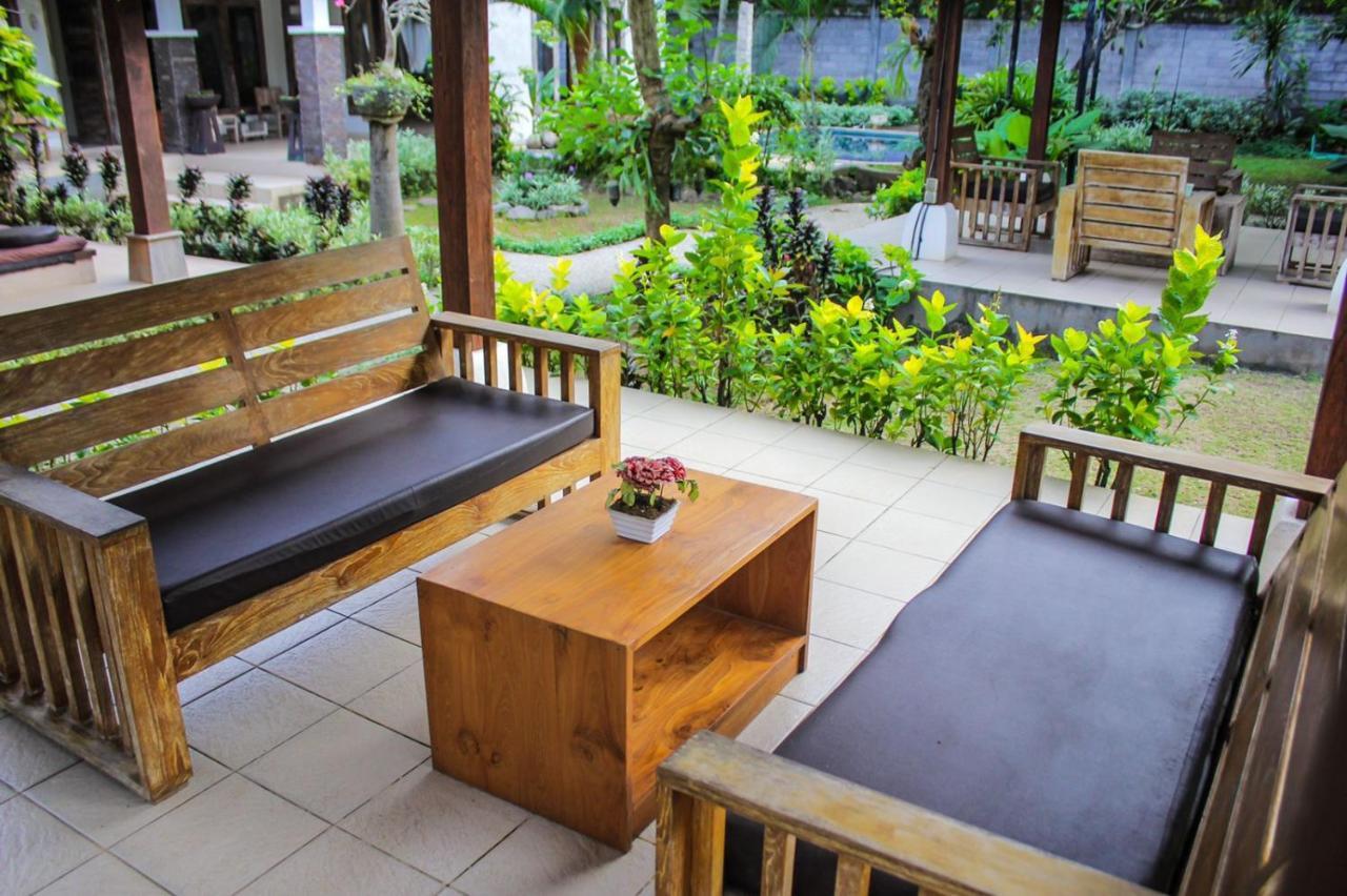 Araminth Guest House And Spa Lovina  Exterior photo